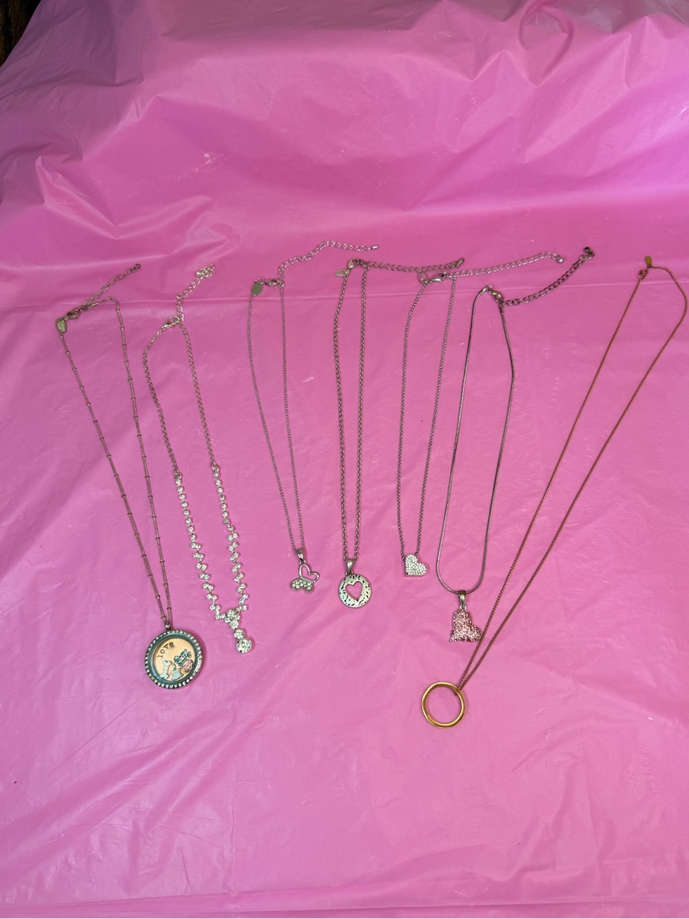 Lot of Assorted Women's Silver and Gold Tone Pendant Necklaces - Set of 7